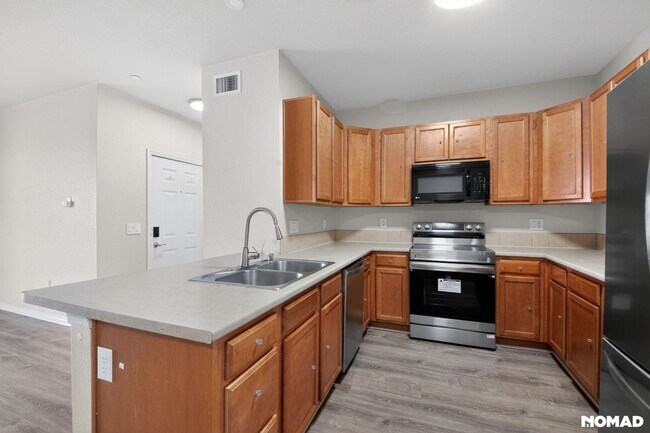 Foto del edificio - 7222 S Blackhawk St