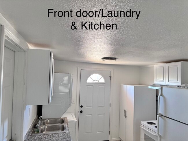 Foto del edificio - 6356 Morongo Rd