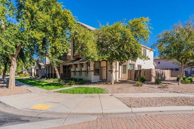 Foto del edificio - 2189 S Sanders Dr