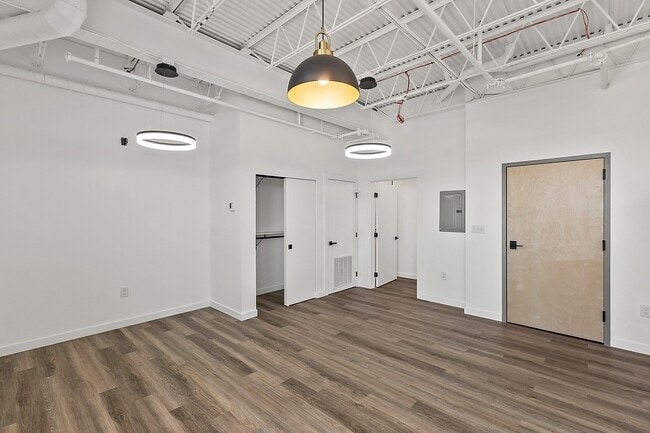 Interior Photo - Viewpoint 41 Lofts