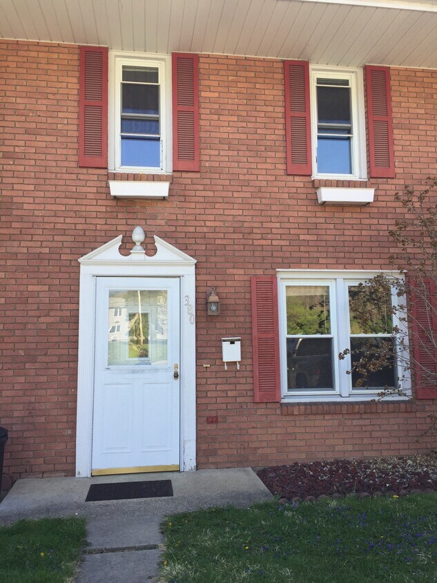 380 Stark Ave, Greensburg, PA 15601 Townhome Rentals in Greensburg PA