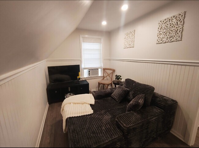 Foto del edificio - 12 York Ave