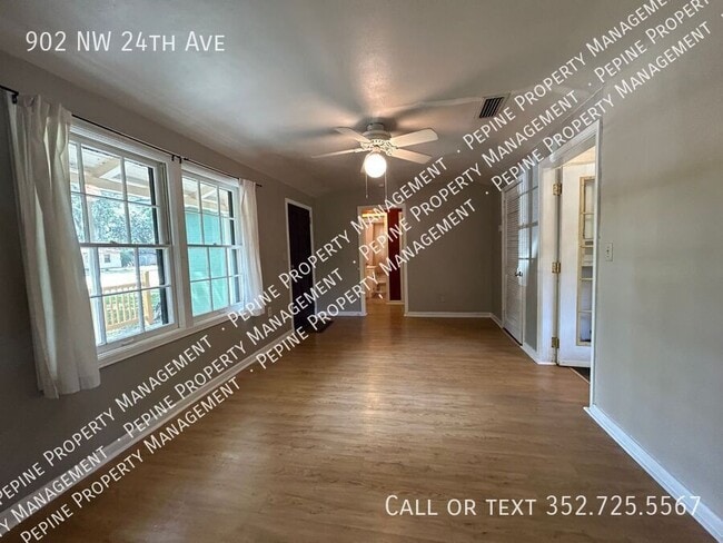 Building Photo - 902 NW 24th Ave