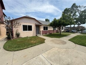 Building Photo - 6419 E Olympic Blvd