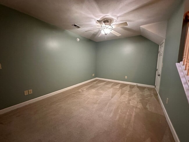 Building Photo - 1925 Buttonwood Ct