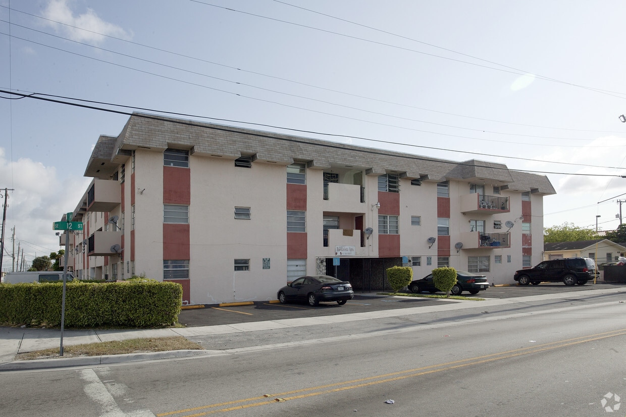 Primary Photo - Buena Vista of Hialeah