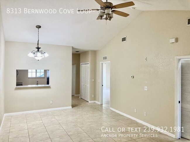 Foto del edificio - 8313 Bernwood Cove Loop