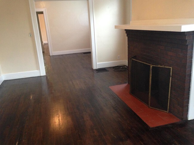Building Photo - 4797 S 7th St
