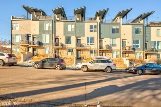 Foto del edificio - 3 br, 3.5 bath Townhome - 1717 Eaton St