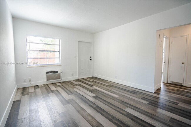 Foto del edificio - 1110 NW 6th Ave