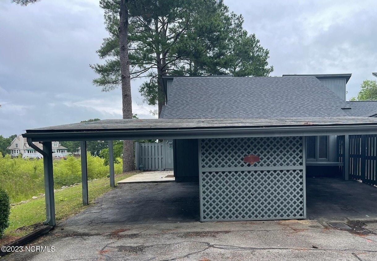 181 Cranes Cove, Vass, NC 28394 Townhome Rentals in Vass NC