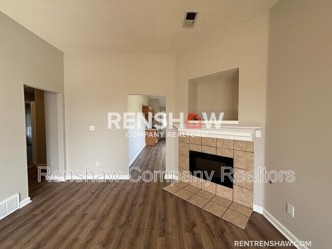 Foto del edificio - 1933 Garden Leaf Dr