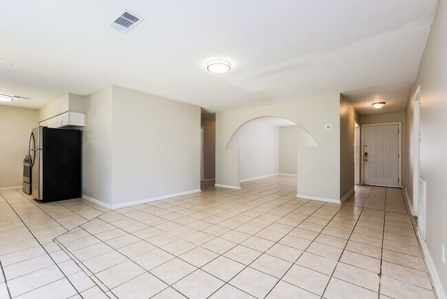 Foto del edificio - 807 Sulphur St