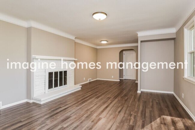Building Photo - Wonderful 3 Bedroom Home in Northfield