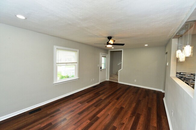 Foto del edificio - Renovated Cape Cod