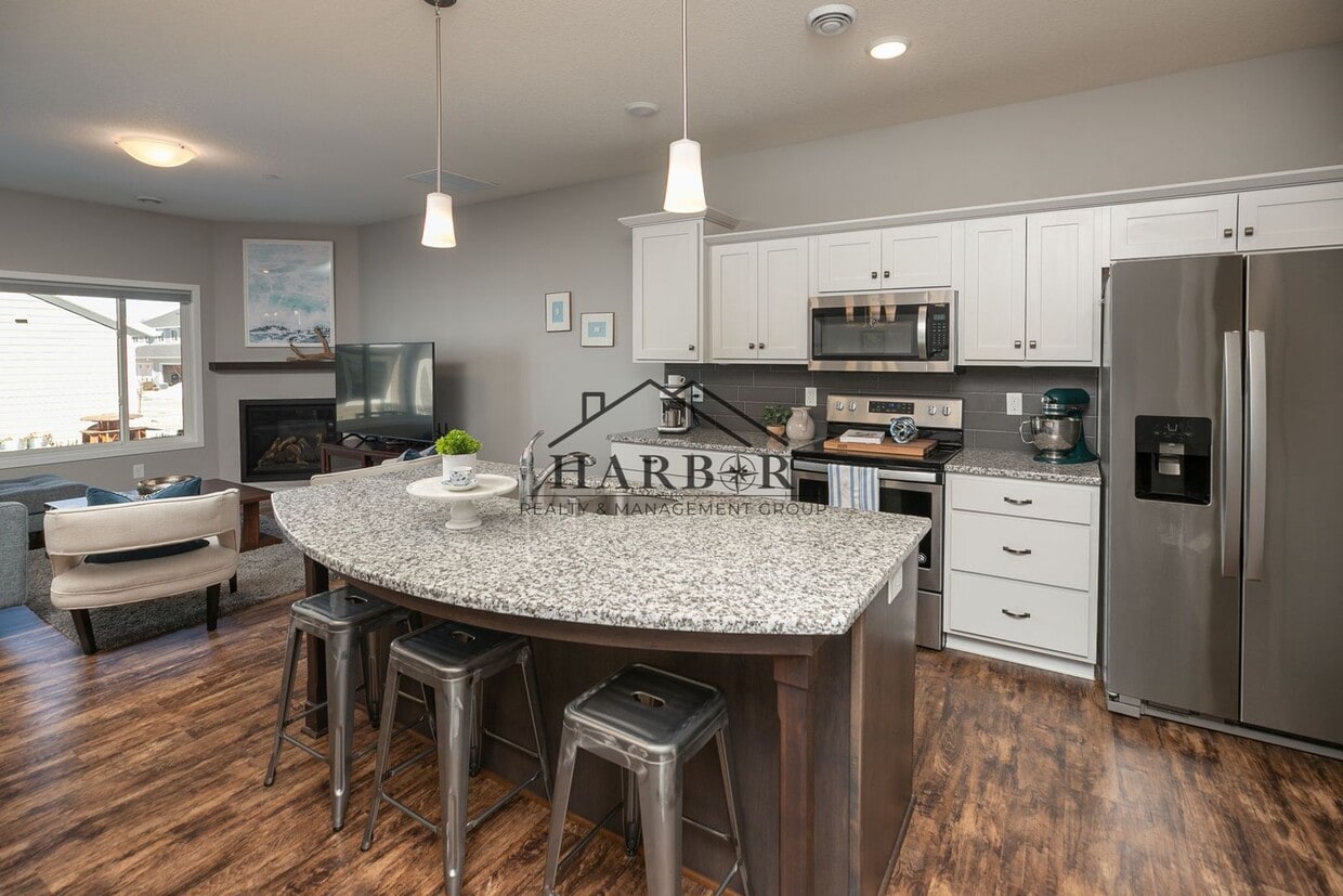 Primary Photo - Contemporary 3 Bedroom Towhome in NW Roche...