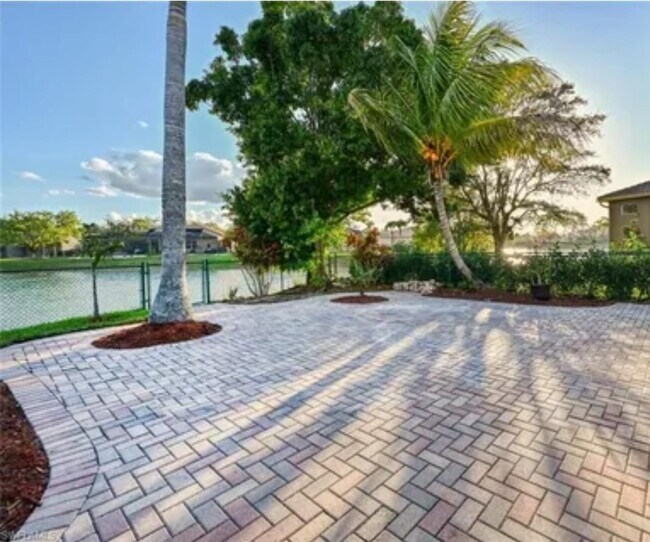Foto del edificio - 1028 Port Orange Ct