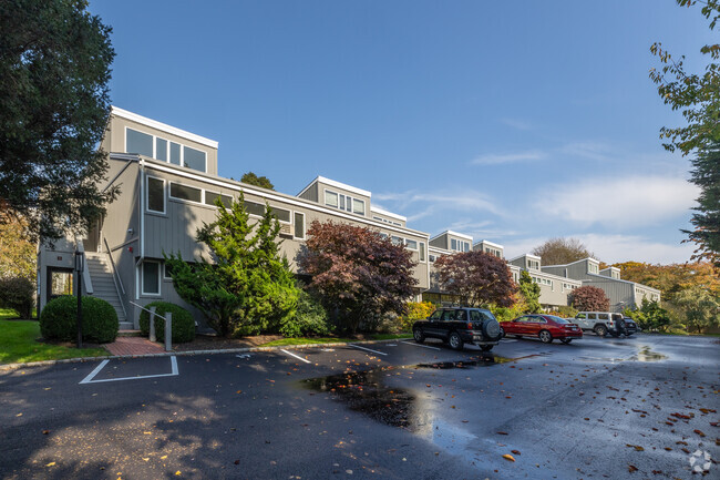 Fotografía del edificio - Hampton Mews Apartments