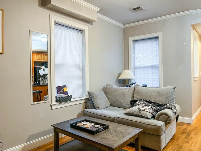 Building Photo - 23 Saint Lukes Rd