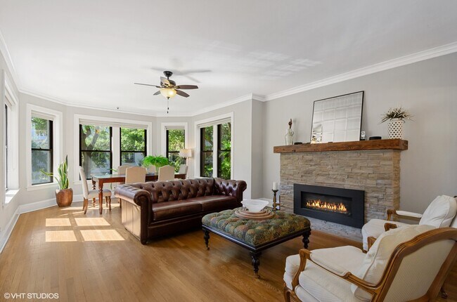 So much beautiful space. Duplex with 4 bedrooms, 3 baths, and garage parking - 510 W Oakdale Ave