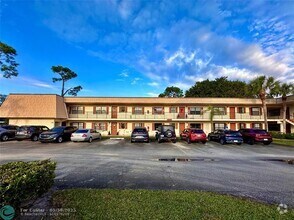 Building Photo - 4263 Oak Terrace Dr