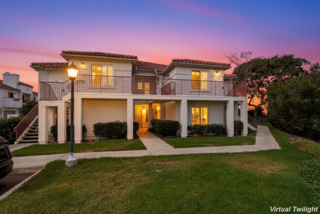 Foto del edificio - 500 Lands End Way