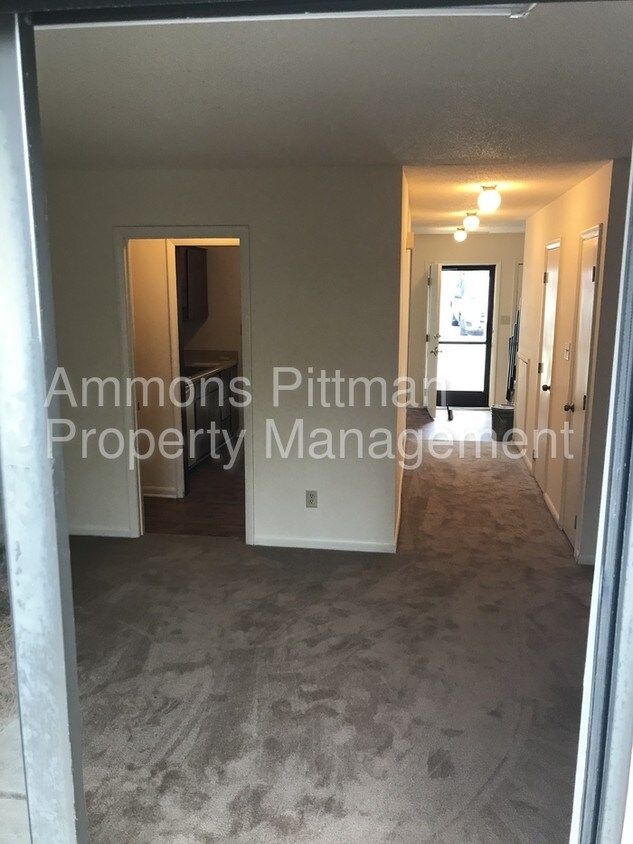 Primary Photo - town home style condo