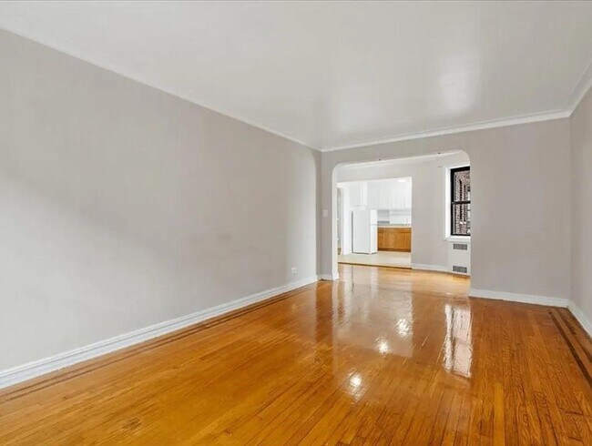 Foto del edificio - 40-66 Ithaca St