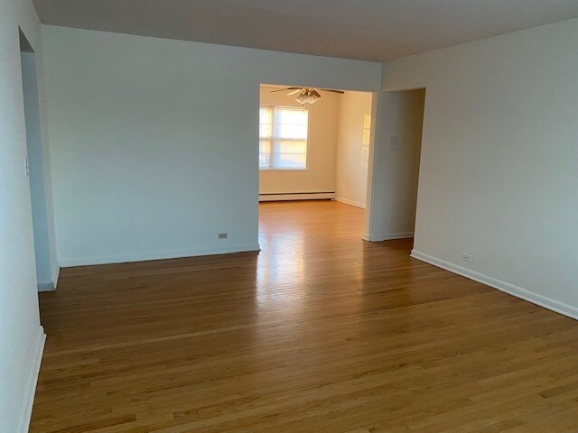 Foto del edificio - 9200 Kilpatrick Ave