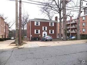 Building Photo - 1428 12th St N