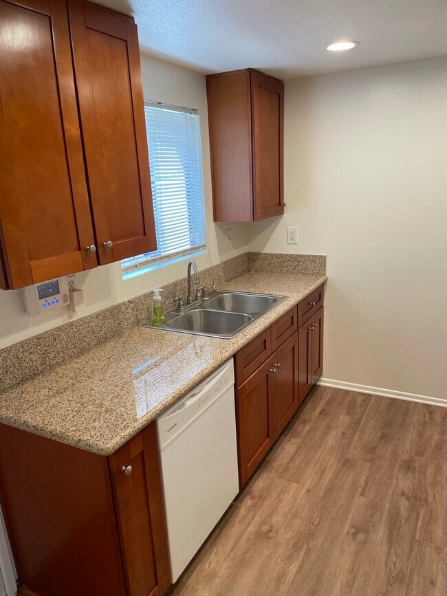 Foto del edificio - 1520 E Coulston St