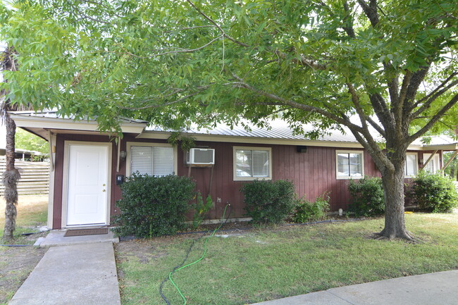 Front of one of the many buildings - 716 West St