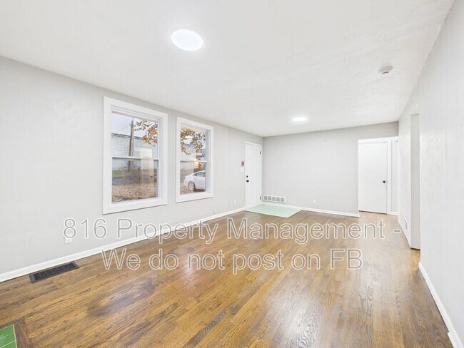 Foto del edificio - 7560 Prospect Ave