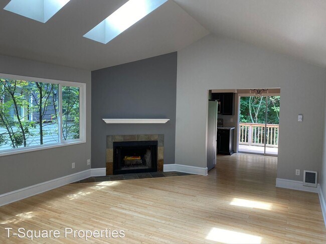 Building Photo - 3 br, 2 bath House - 7511 25th Ave NE