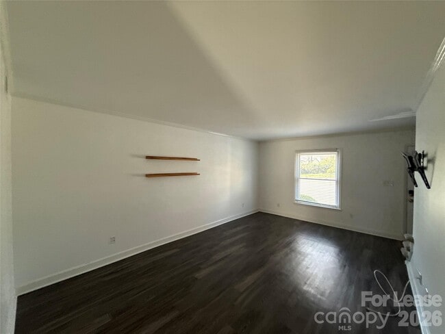 Building Photo - 3726 Park Rd