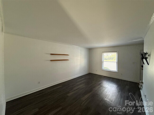 Foto del edificio - 3726 Park Rd