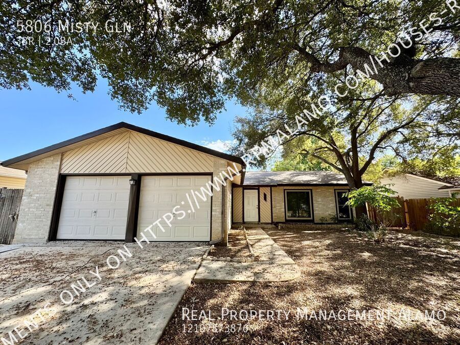 Foto principal - AVAILABLE NOW! Beautiful 3-Bedroom REMODEL...