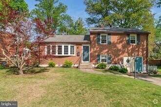 Building Photo - 2023 Rollingwood Rd