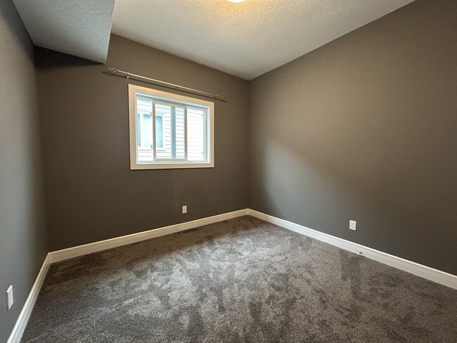Building Photo - 9025-9080A 80A Ave
