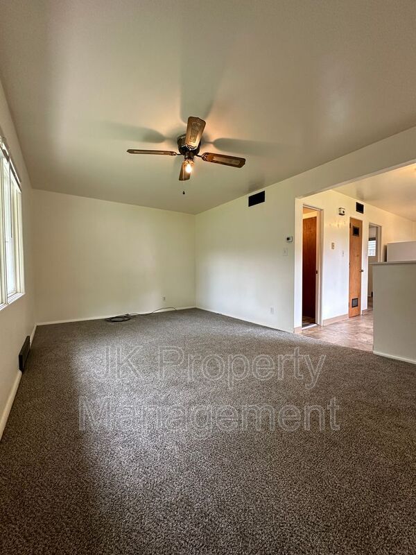 Foto del edificio - 1009 9th Ave S