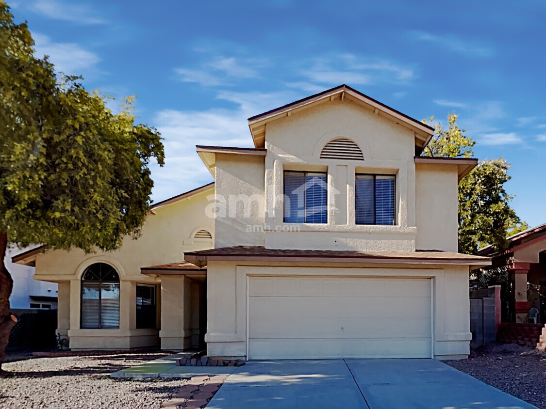 Foto principal - 8959 N Agate Place