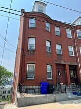 Building Photo - 217 Webster St