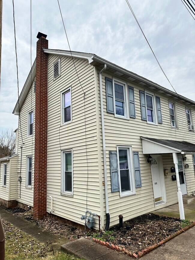 418 Shippen St, Middletown, PA 17057 House Rental in Middletown, PA