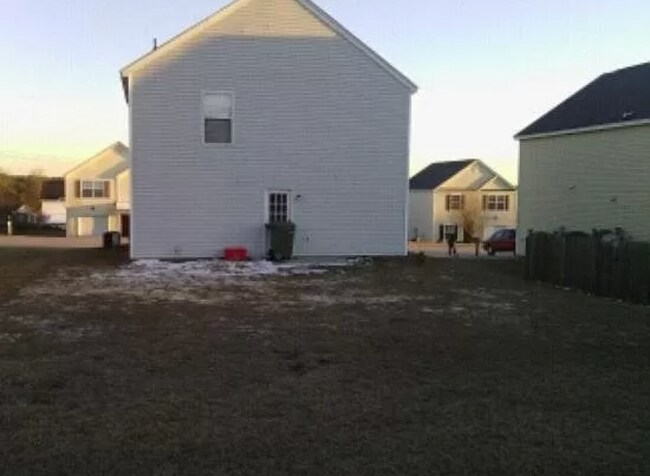 Building Photo - 1320 Waverly Pl Dr