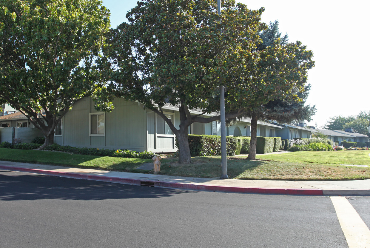 Foto del edificio - Creekside South Apartments