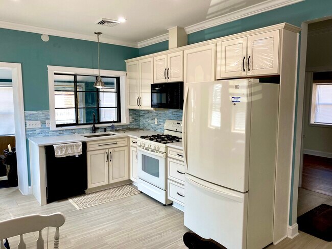 Foto del edificio - 16 Monroe St