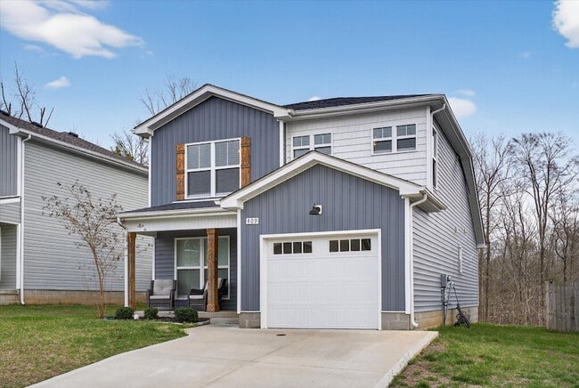 Building Photo - 409 Hillside Dr