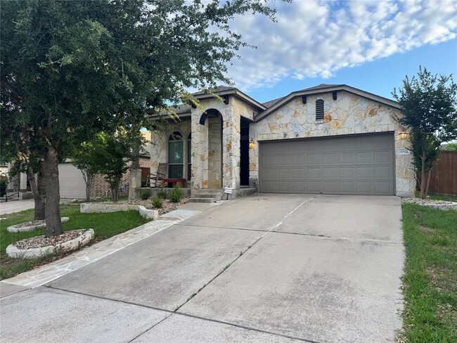 Building Photo - 1005 Sunny Meadows Loop