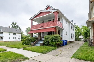 Building Photo - 12401 Parkhill Ave