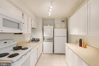 Building Photo - 5500 Holmes Run Pkwy